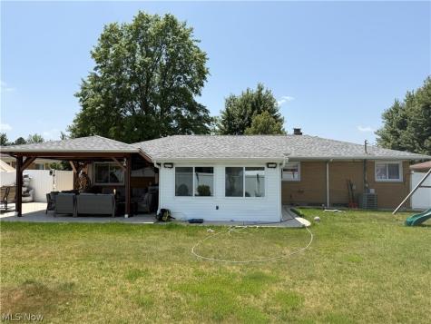 14750 Seneca Trail Middleburg Heights OH 44130
