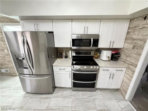 14750 Seneca Trail Middleburg Heights OH 44130