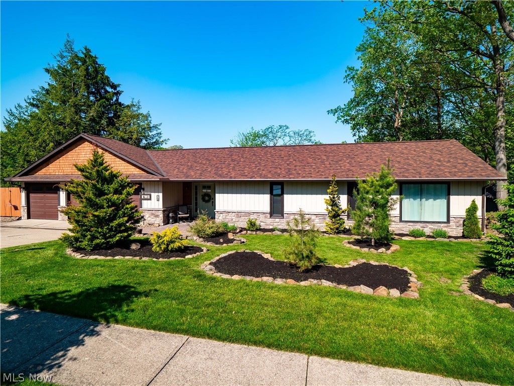 12674 Moss Point Road Strongsville OH 44136