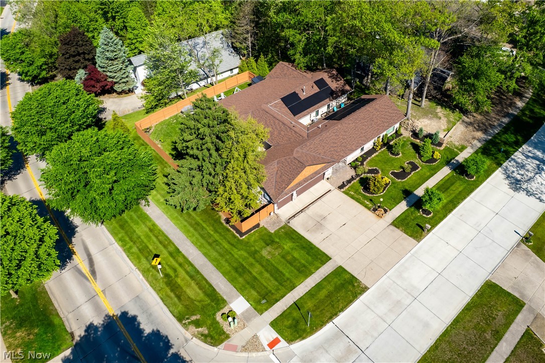 12674 Moss Point Road Strongsville OH 44136