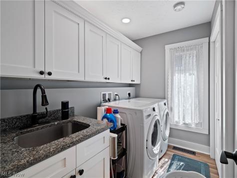 12674 Moss Point Road Strongsville OH 44136