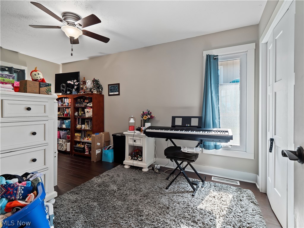 12674 Moss Point Road Strongsville OH 44136