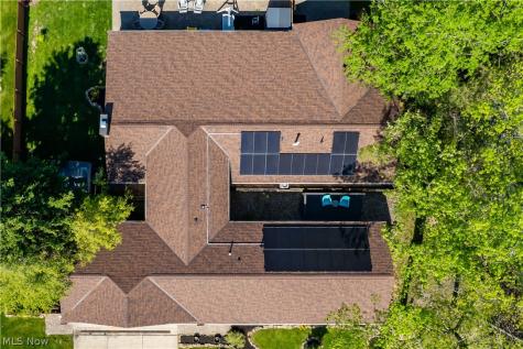 12674 Moss Point Road Strongsville OH 44136