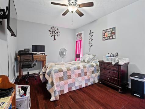 12674 Moss Point Road Strongsville OH 44136