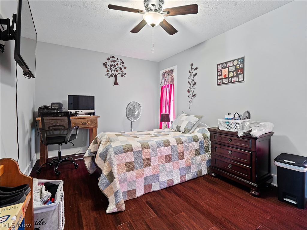 12674 Moss Point Road Strongsville OH 44136
