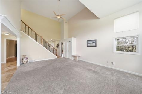 5245 Markwood Court Valley City OH 44280