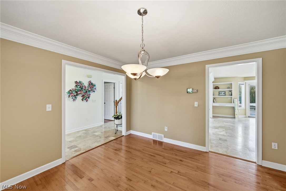 5245 Markwood Court Valley City OH 44280
