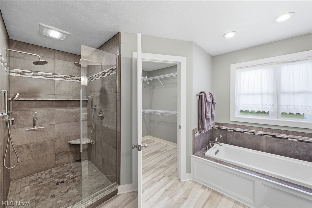 5245 Markwood Court Valley City OH 44280