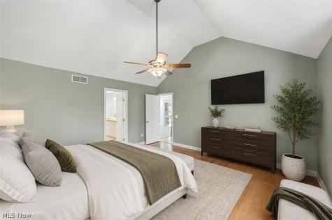 5245 Markwood Court Valley City OH 44280