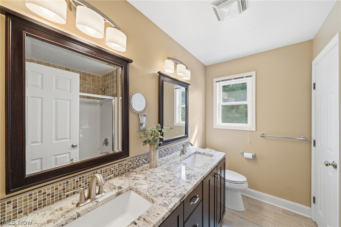 5245 Markwood Court Valley City OH 44280