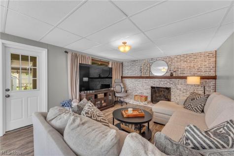 15473 Hummel Road Brook Park OH 44142