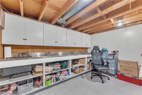 15473 Hummel Road Brook Park OH 44142