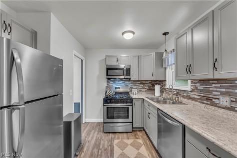 15473 Hummel Road Brook Park OH 44142