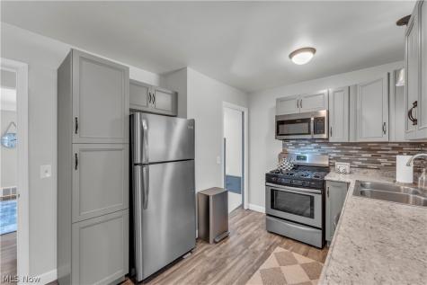 15473 Hummel Road Brook Park OH 44142