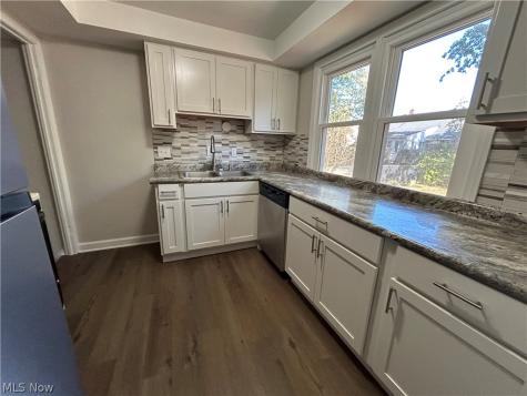 247 E 242nd Street Euclid OH 44123