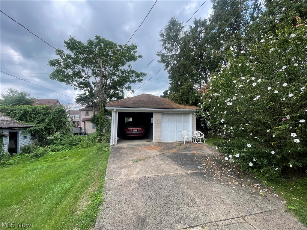317 Cedar Avenue Steubenville OH 43952