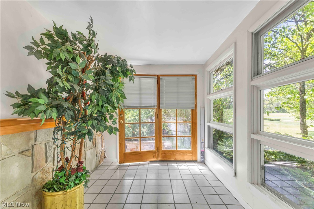 4146 Barclay Messerly Road Southington OH 44470