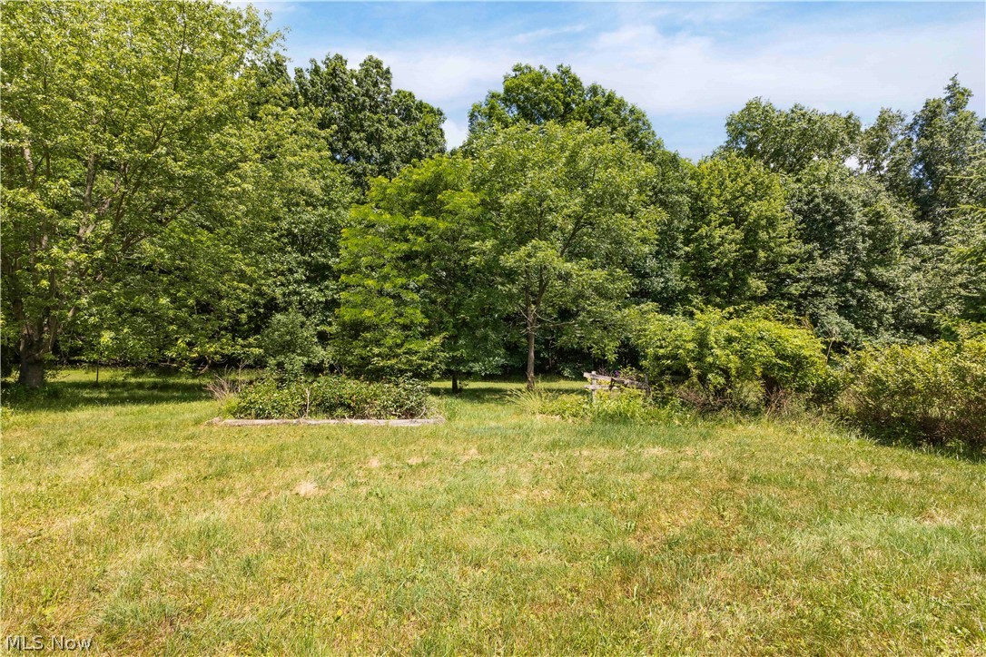 4146 Barclay Messerly Road Southington OH 44470