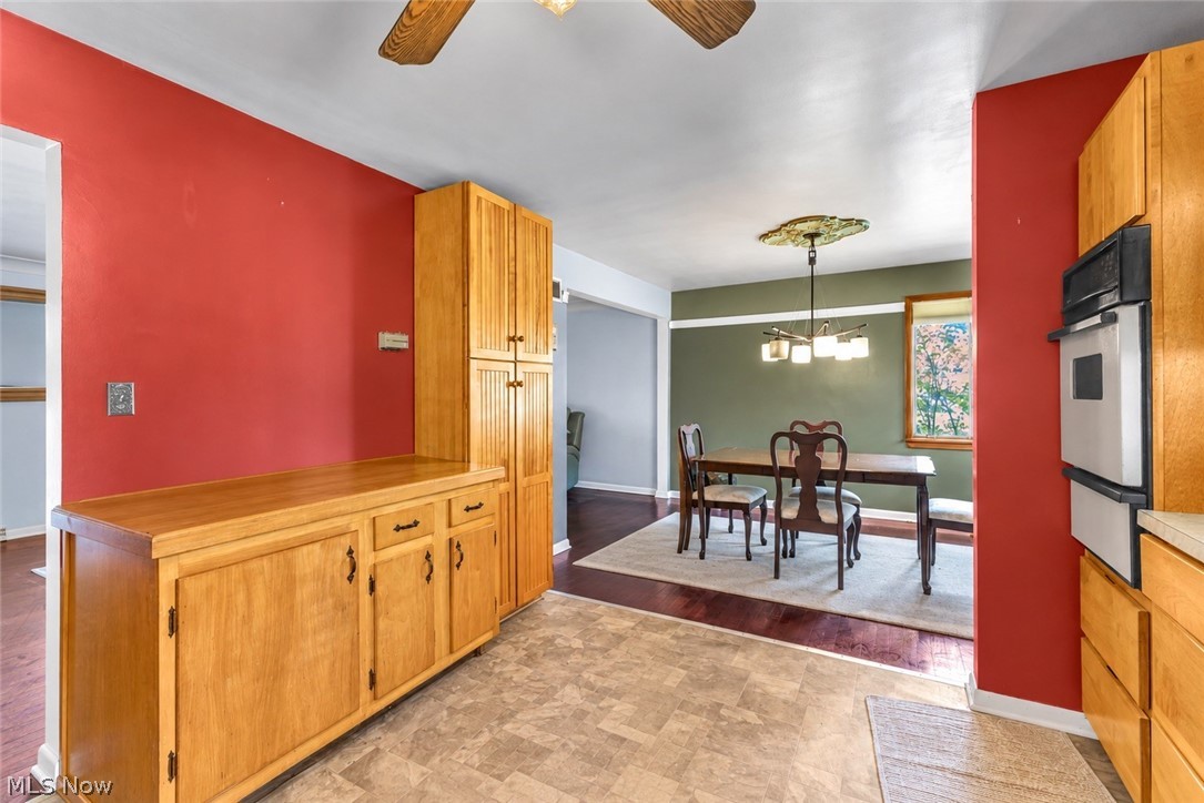4146 Barclay Messerly Road Southington OH 44470