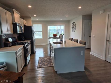 3650 Clubview Drive Norton OH 44203