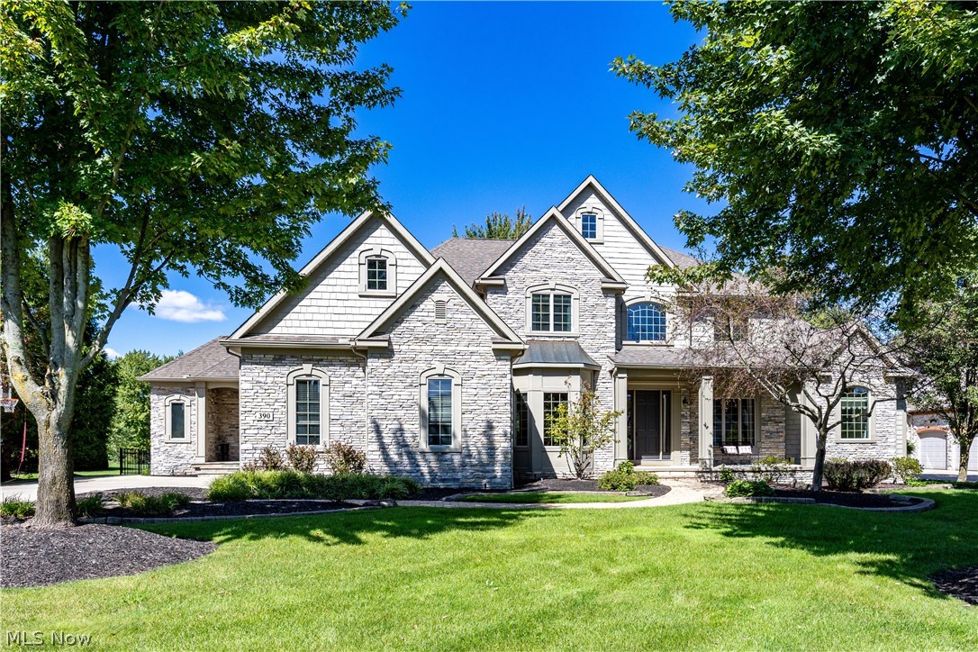390 Club Drive W Aurora OH 44202