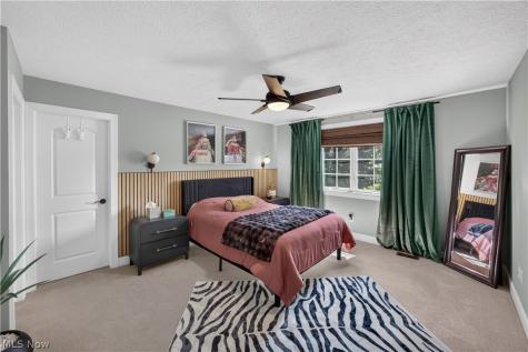 390 Club Drive W Aurora OH 44202