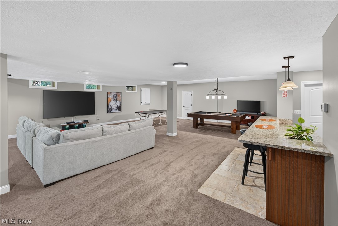 390 Club Drive W Aurora OH 44202