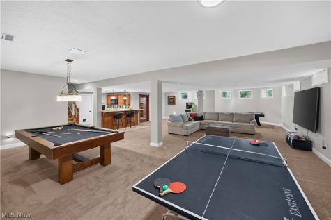 390 Club Drive W Aurora OH 44202