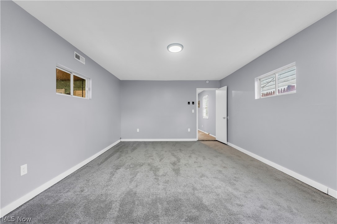 4414 E 142nd Street Cleveland OH 44128