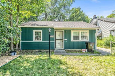 4414 E 142nd Street Cleveland OH 44128