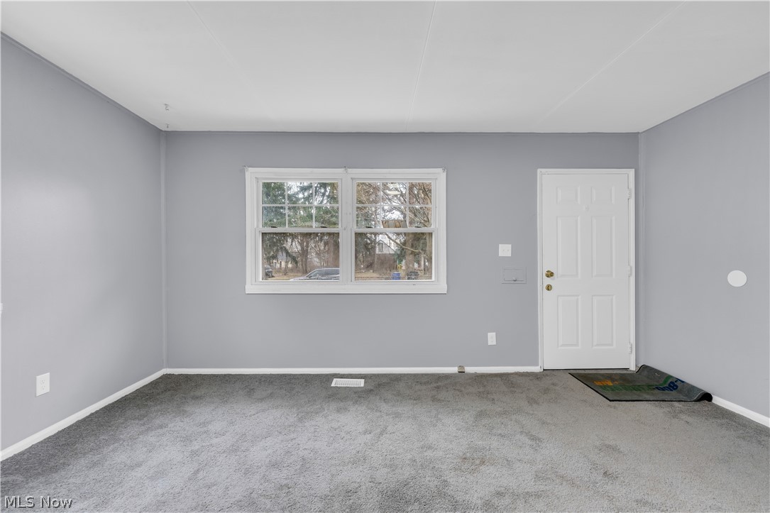 4414 E 142nd Street Cleveland OH 44128