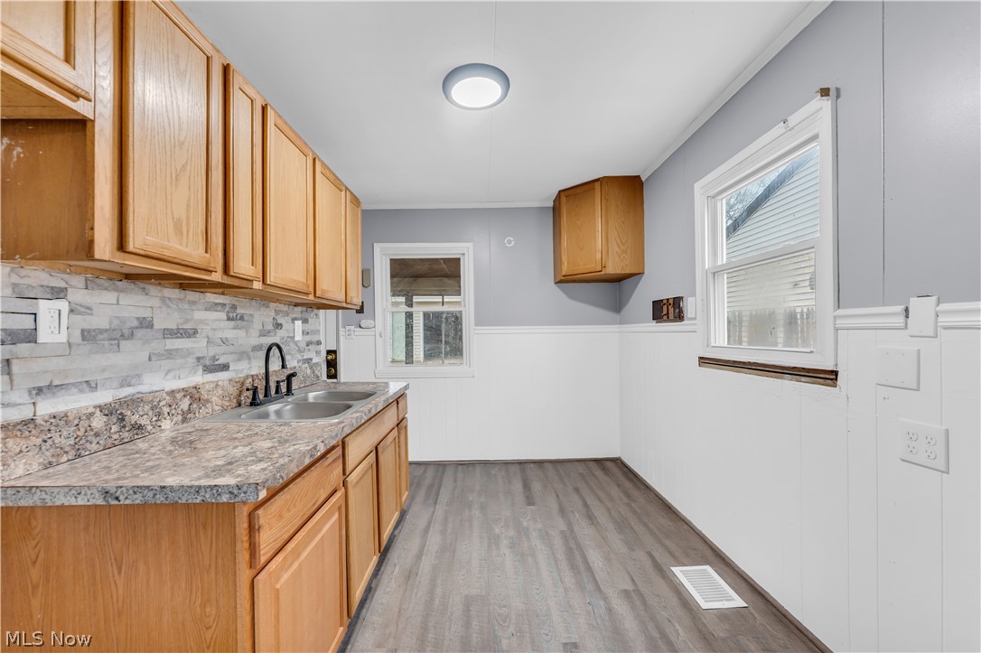 4414 E 142nd Street Cleveland OH 44128