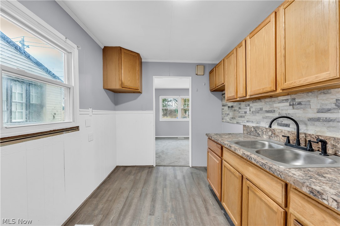 4414 E 142nd Street Cleveland OH 44128
