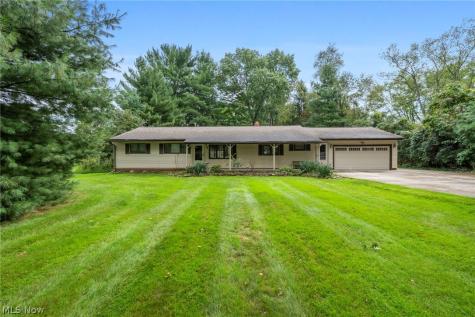 8593 Wiese Road Brecksville OH 44141