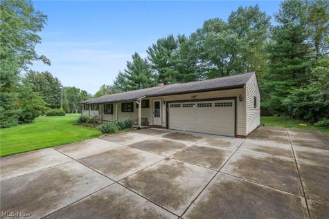 8593 Wiese Road Brecksville OH 44141