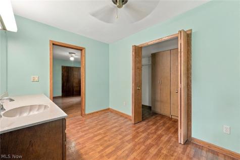 8593 Wiese Road Brecksville OH 44141