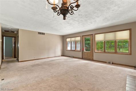 8593 Wiese Road Brecksville OH 44141