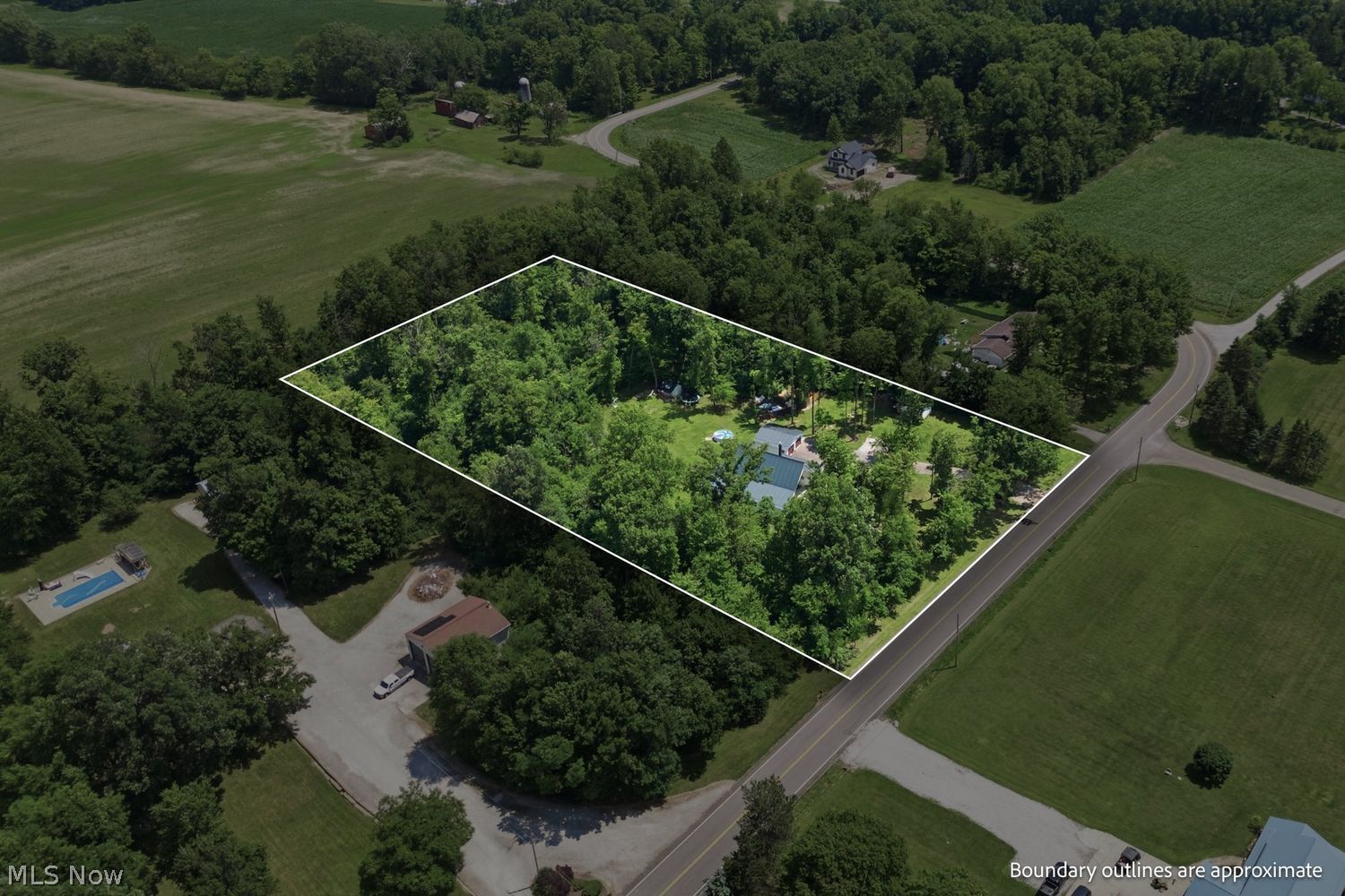1695 County Road 995 Ashland OH 44805