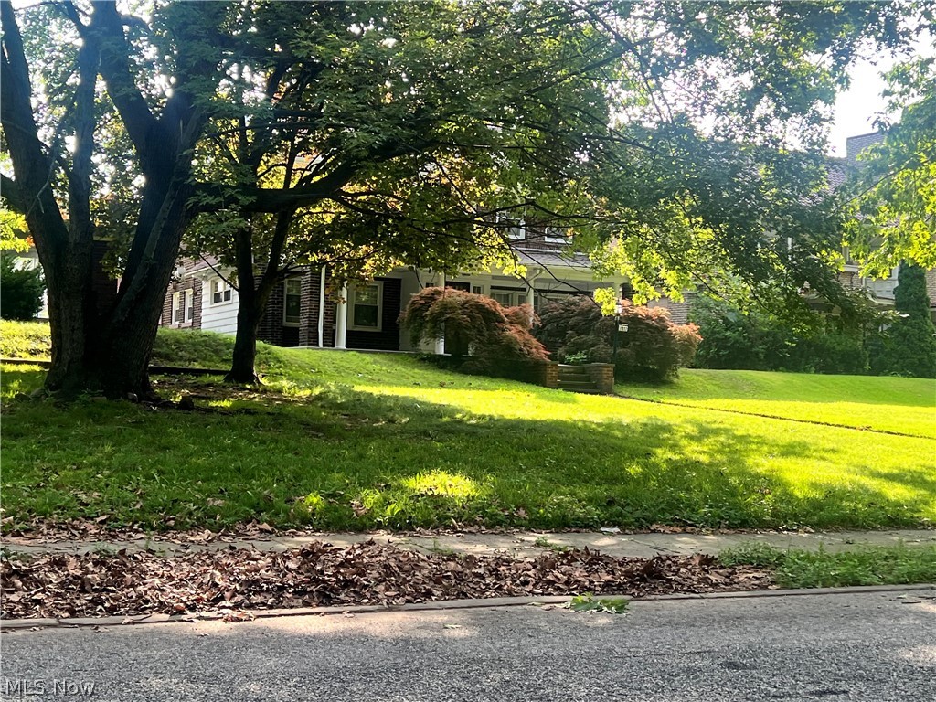 1017 East Boulevard Cleveland OH 44108