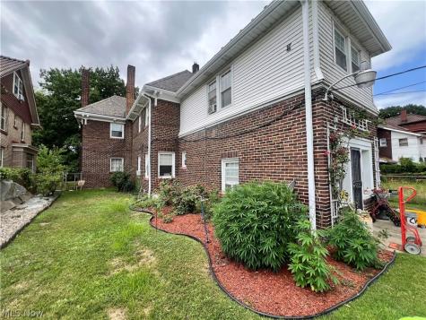 1017 East Boulevard Cleveland OH 44108