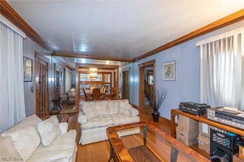 1017 East Boulevard Cleveland OH 44108