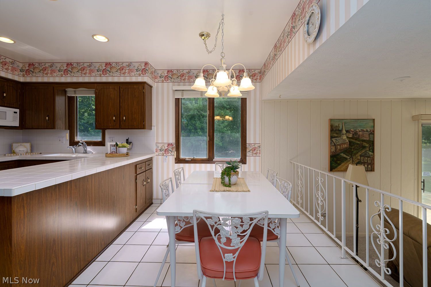 1737 Gladwin Drive Mayfield Heights OH 44124