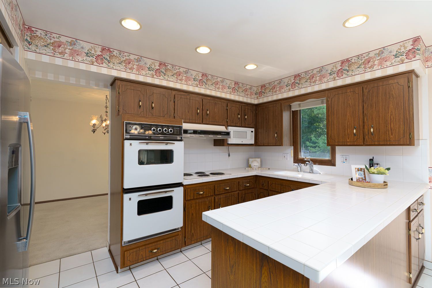 1737 Gladwin Drive Mayfield Heights OH 44124