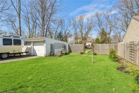 5115 Eastover Road Lyndhurst OH 44124