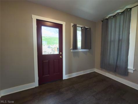 6895 Kemary Avenue SW Navarre OH 44662