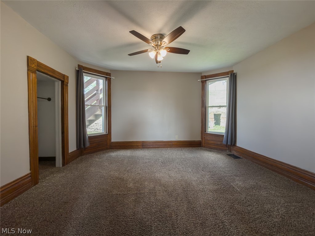 6895 Kemary Avenue SW Navarre OH 44662