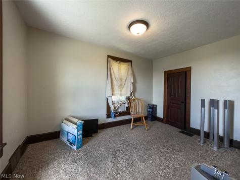 6895 Kemary Avenue SW Navarre OH 44662