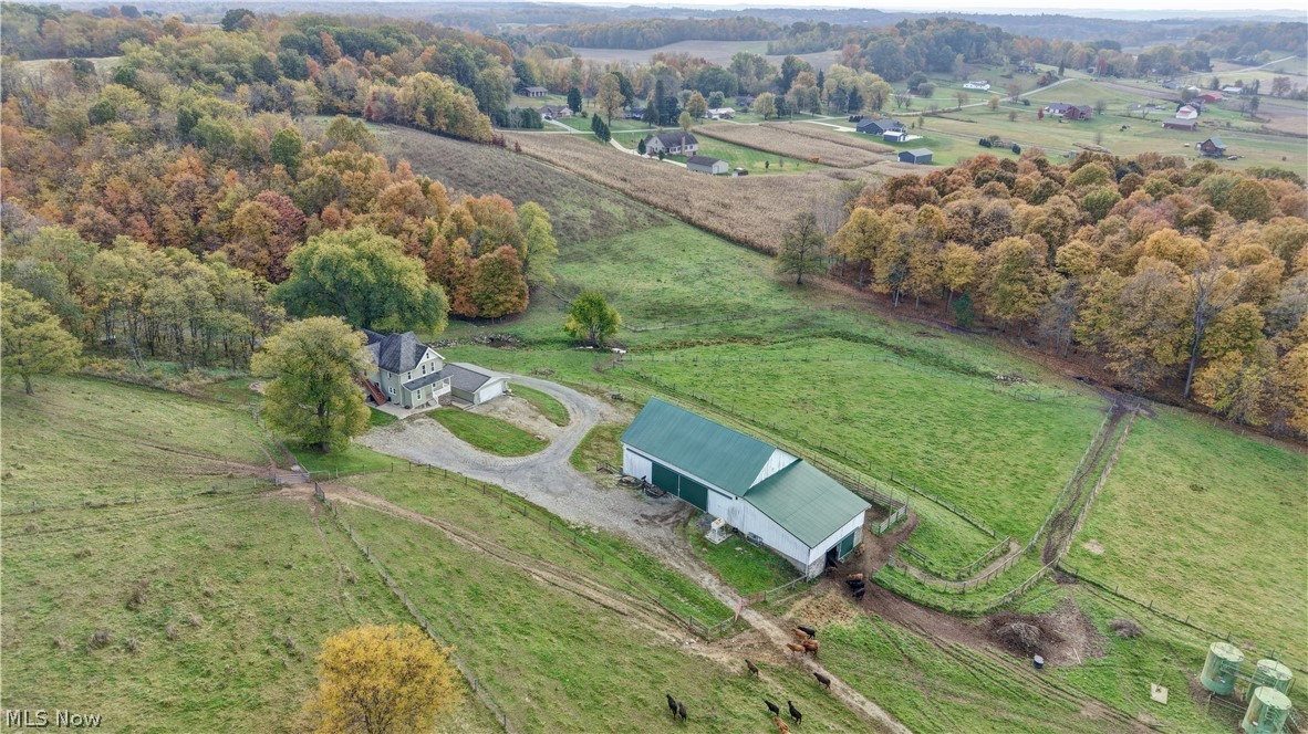 6895 Kemary Avenue SW Navarre OH 44662
