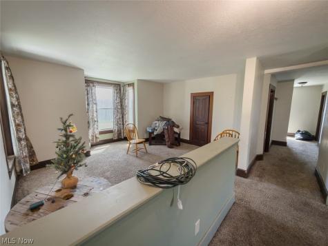 6895 Kemary Avenue SW Navarre OH 44662