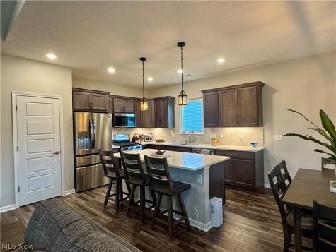 658 Apple Ridge Drive Elyria OH 44035